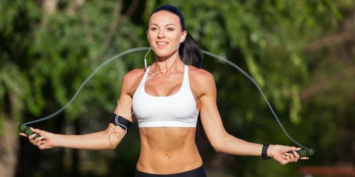 Exercices à la corde pour perdre du poids en un mois