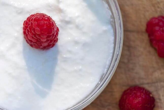 Si vous suivez un régime pauvre en glucides, vous pouvez vous offrir un dessert lacté